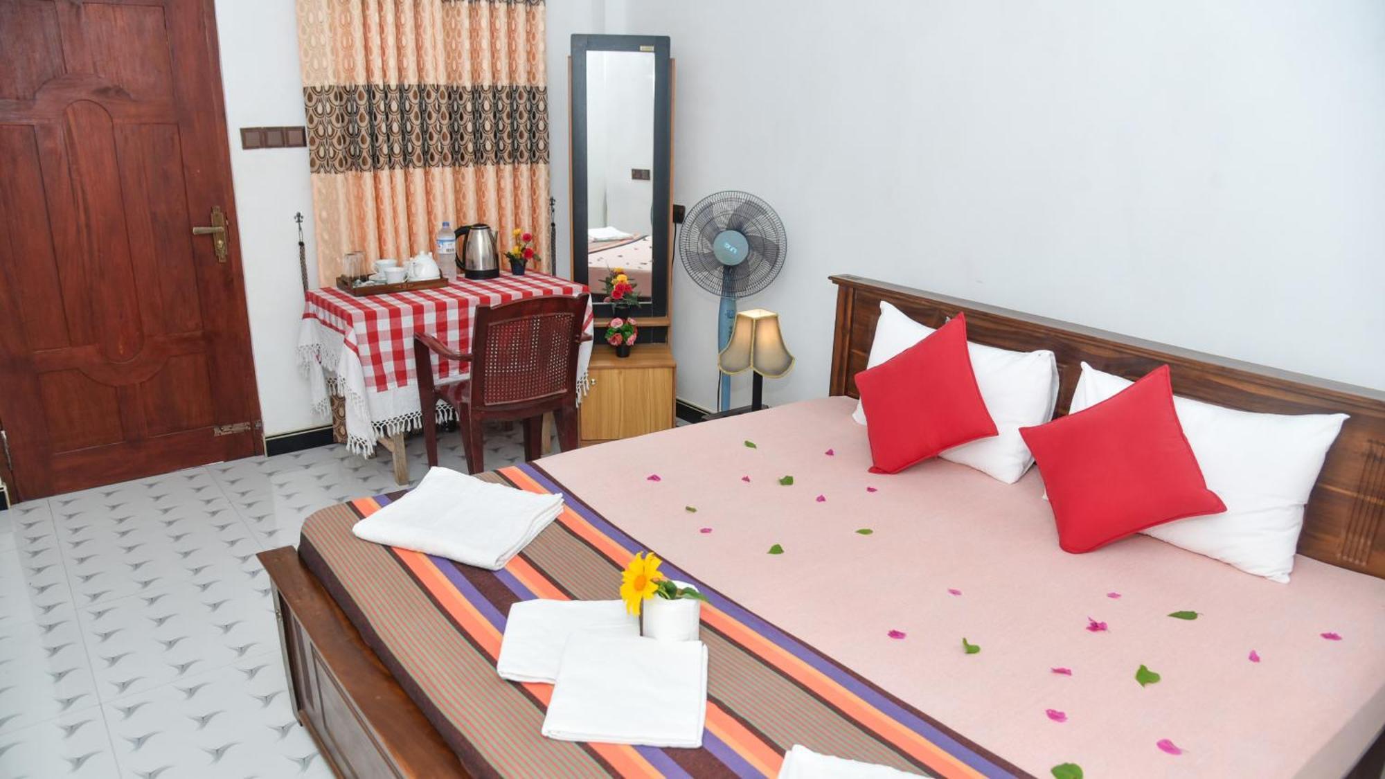 Prem Nadee Homestay ดัมบูลลา ภายนอก รูปภาพ